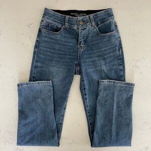 Tribal Jeans Sophia Curvy Straight 5 Pocket M Rise Cotton Poly Denim Jeans Sz 4P